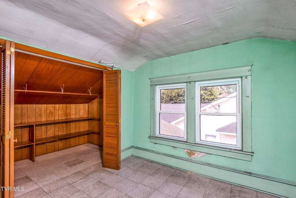 Photo #23: 1443 Windsor Avenue