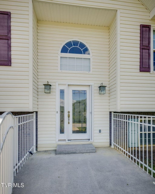 Photo #2: 206 Persimmon Lane