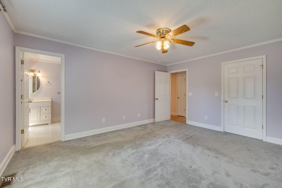Photo #14: 206 Persimmon Lane