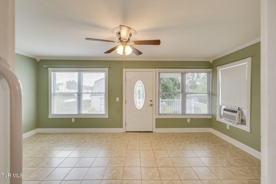 Photo #28: 206 Persimmon Lane