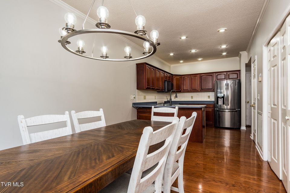 Photo #11: 11 Cherokee Ridge Court