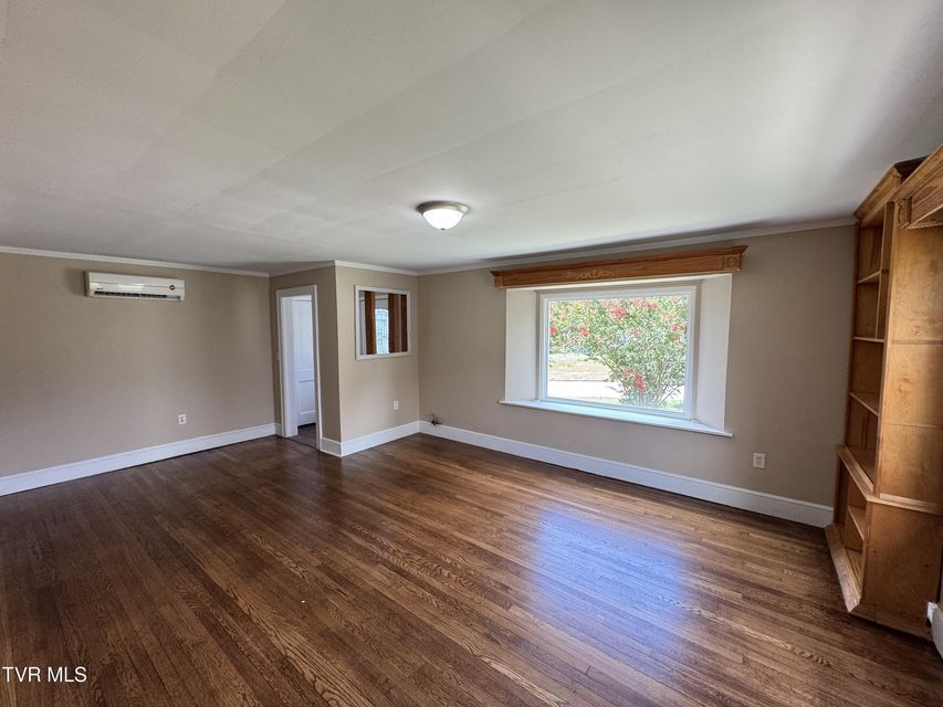 Photo #8: 521 Elmwood Avenue