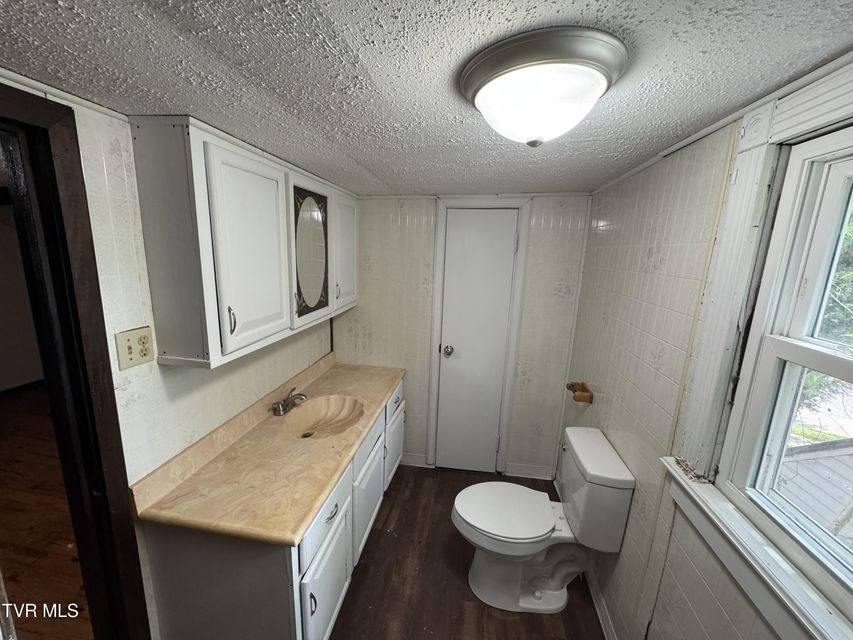 Photo #14: 521 Elmwood Avenue