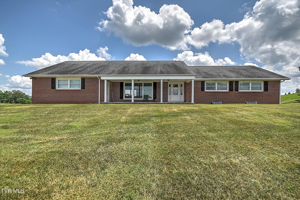 Photo #2: 304 Quillen Terrace Circle