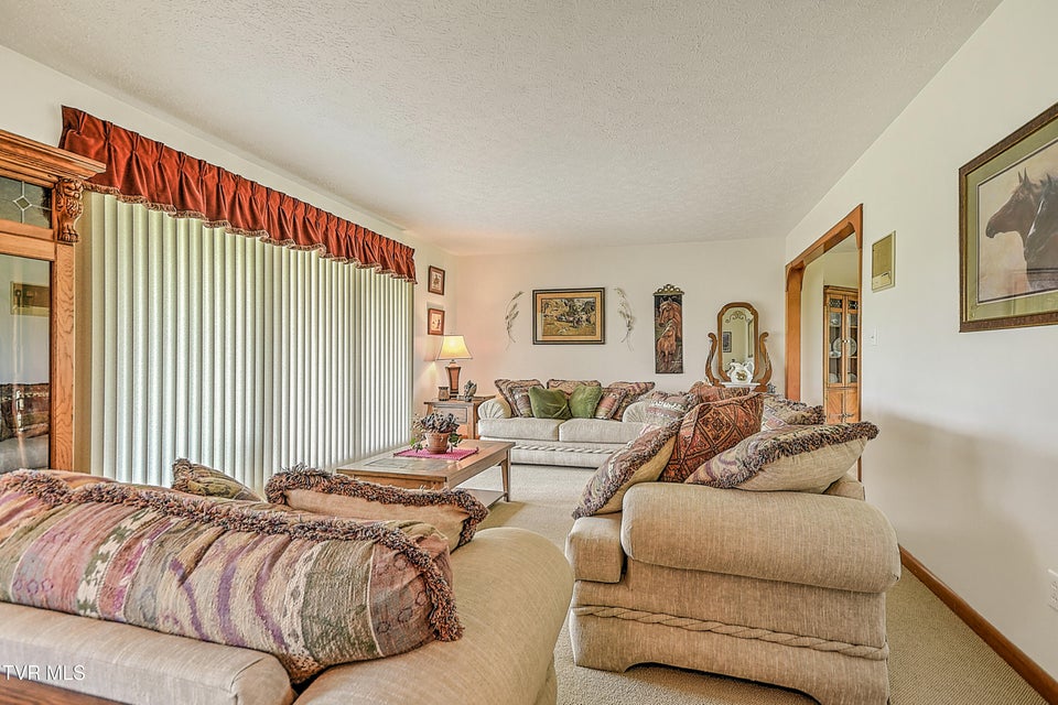 Photo #5: 304 Quillen Terrace Circle