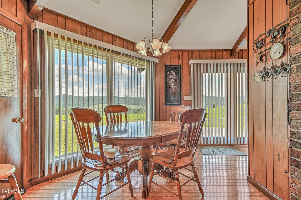 Photo #16: 304 Quillen Terrace Circle