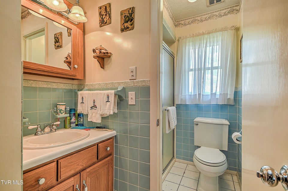 Photo #31: 304 Quillen Terrace Circle
