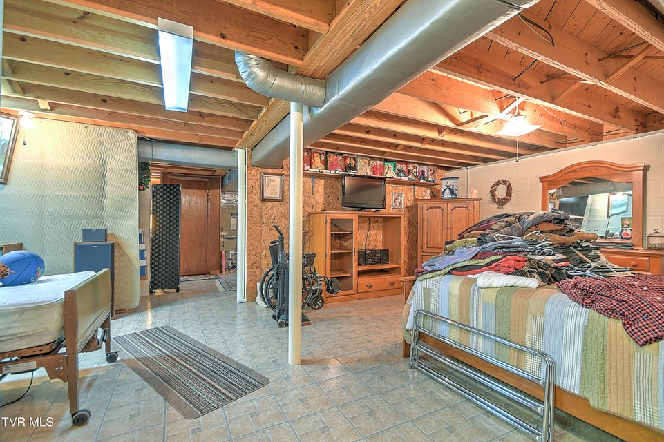 Photo #41: 304 Quillen Terrace Circle
