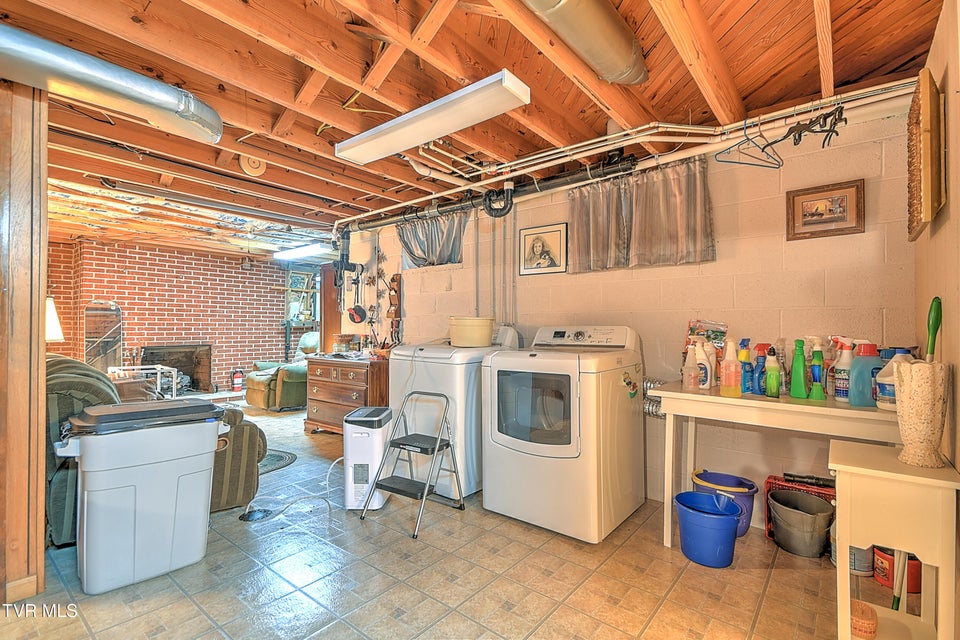 Photo #48: 304 Quillen Terrace Circle