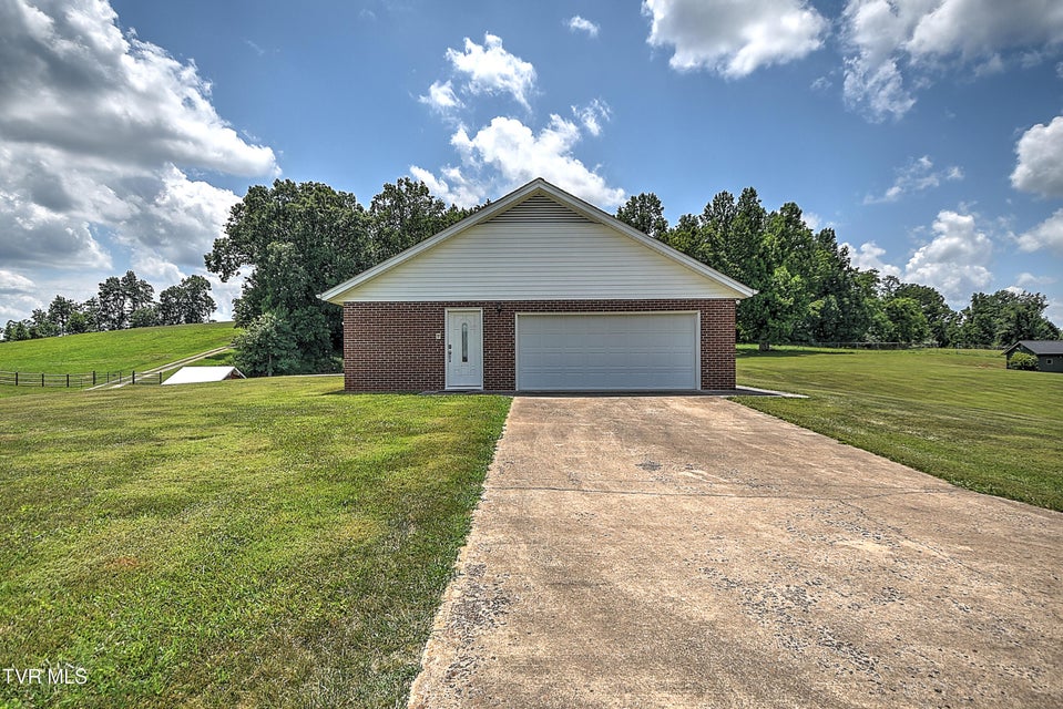 Photo #54: 304 Quillen Terrace Circle
