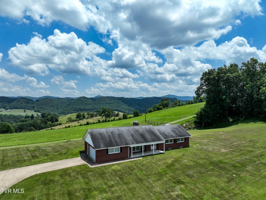 Photo #62: 304 Quillen Terrace Circle