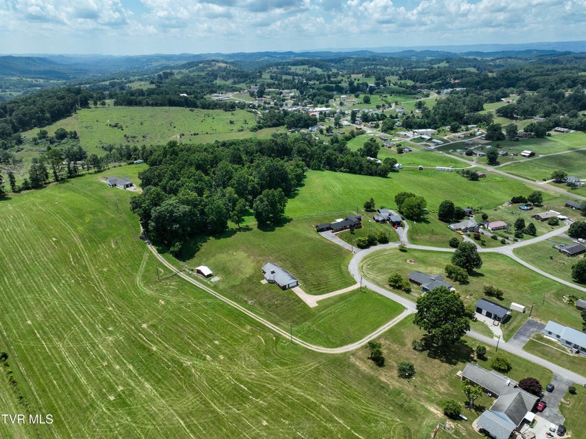 Photo #68: 304 Quillen Terrace Circle