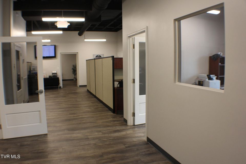 Photo #2: 217 New Street