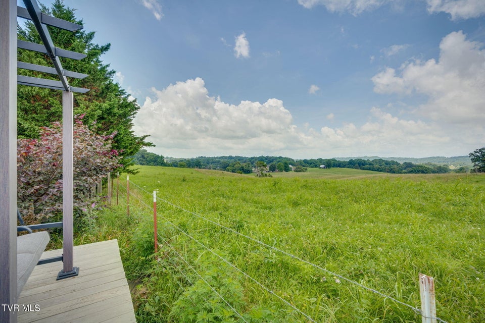 Photo #44: 188 Mulberry Bend