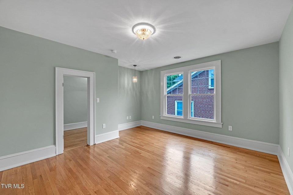Photo #26: 263 Oak Hill Street
