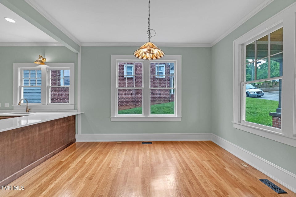 Photo #11: 263 Oak Hill Street