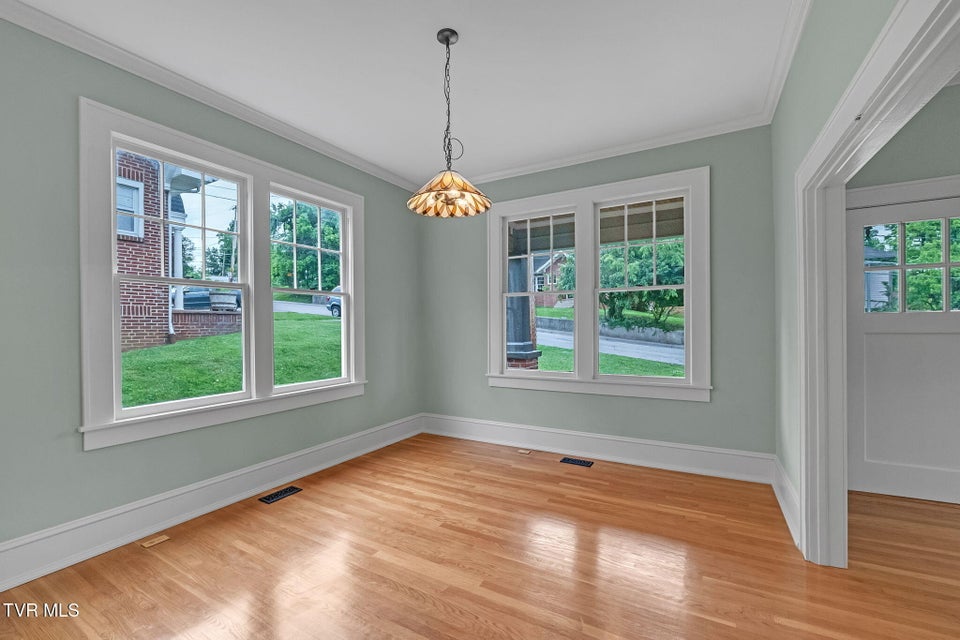 Photo #10: 263 Oak Hill Street