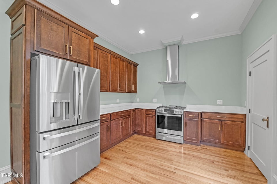 Photo #15: 263 Oak Hill Street