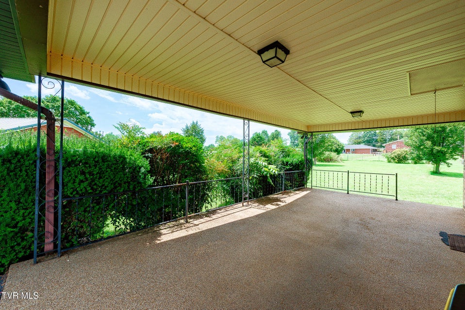 Photo #43: 126 Stephen Drive
