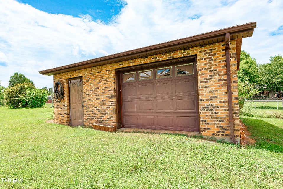 Photo #8: 126 Stephen Drive