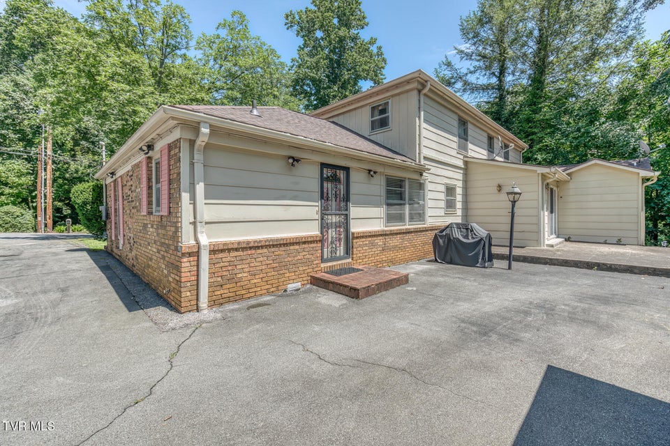 Photo #35: 1821 Woodhaven Drive