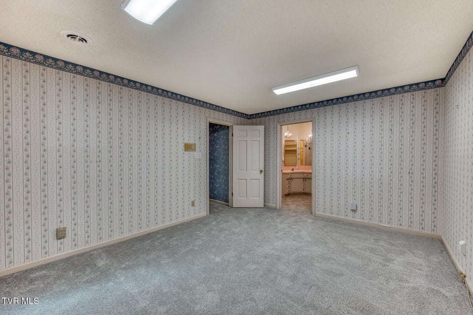 Photo #25: 1821 Woodhaven Drive