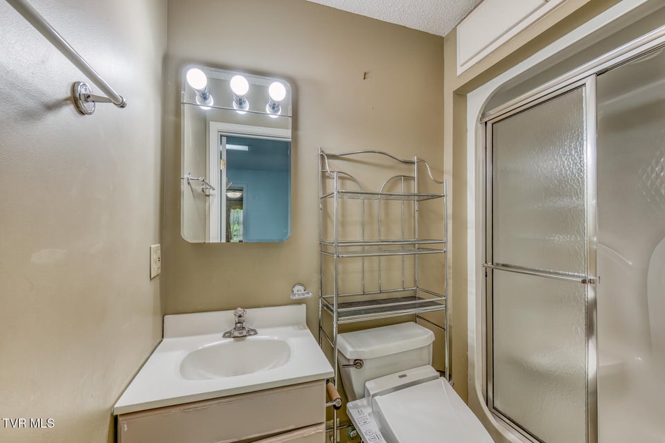 Photo #20: 1821 Woodhaven Drive
