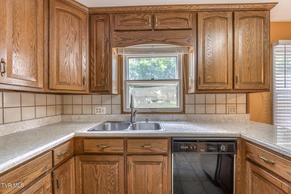 Photo #13: 1821 Woodhaven Drive