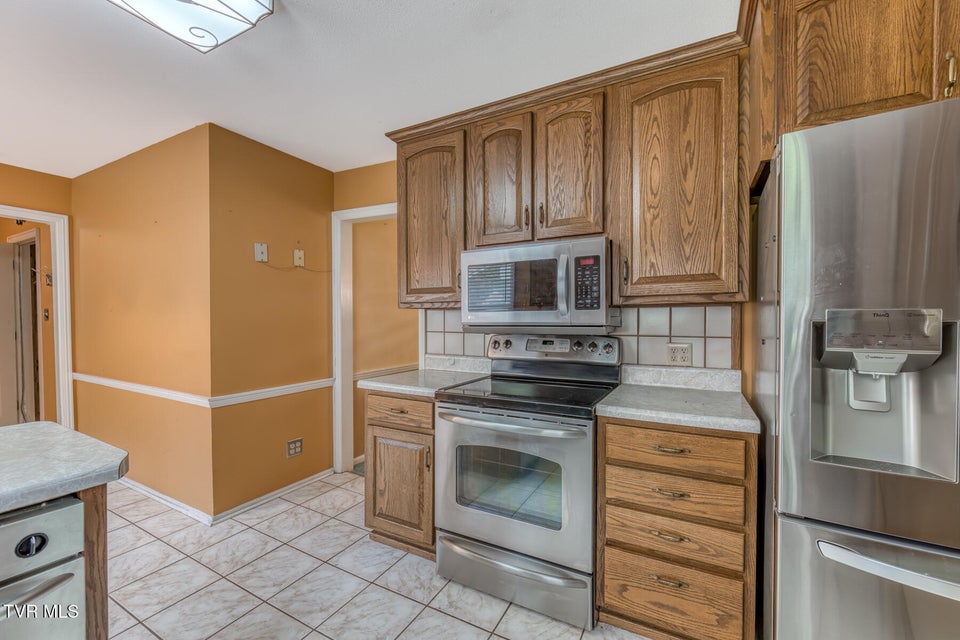 Photo #15: 1821 Woodhaven Drive