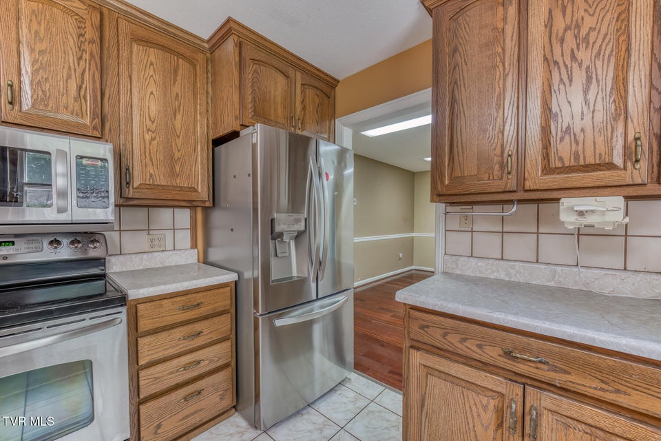 Photo #16: 1821 Woodhaven Drive
