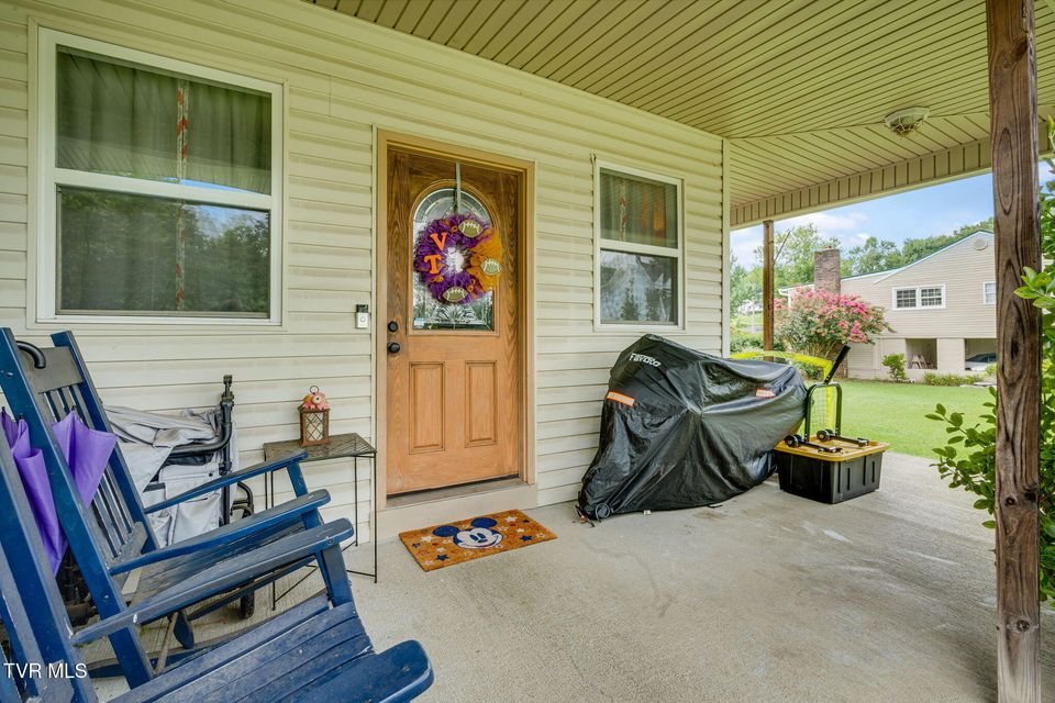 Photo #4: 310 2nd Street