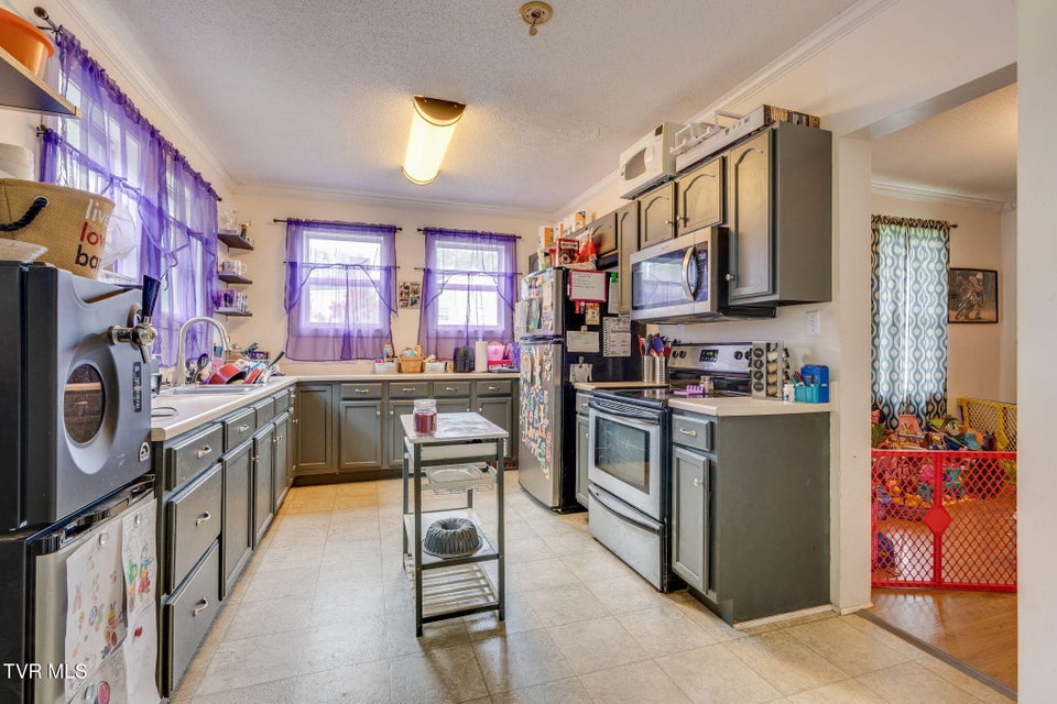 Photo #9: 310 2nd Street