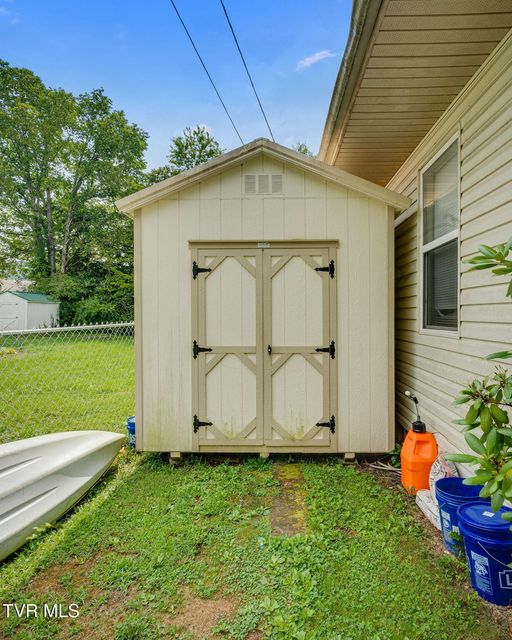 Photo #25: 310 2nd Street