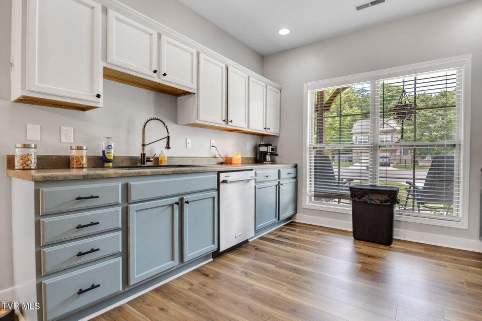 Photo #6: 7159 Grizzly Creek Lane
