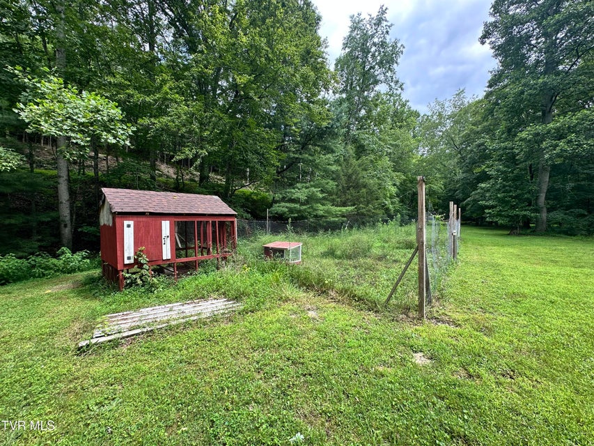 Photo #10: 5576 Mendota Road