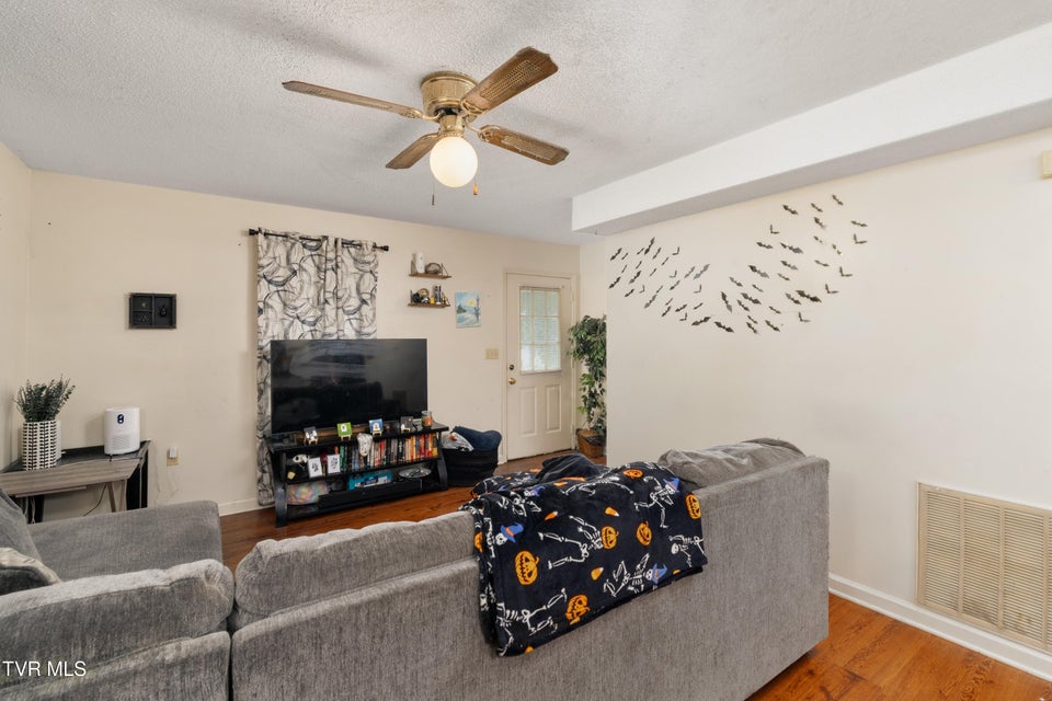 Photo #13: 1655 Island Rd.