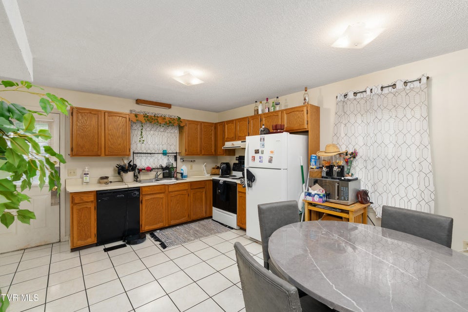 Photo #17: 1655 Island Rd.