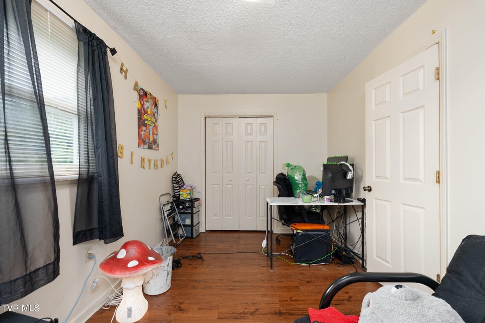 Photo #32: 1655 Island Rd.