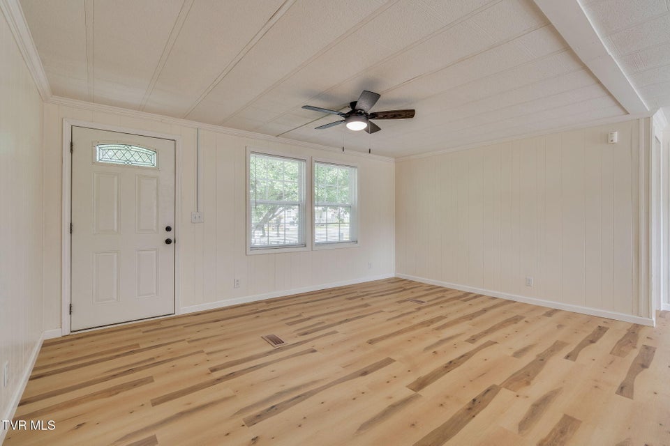 Photo #5: 115 Belmont Court