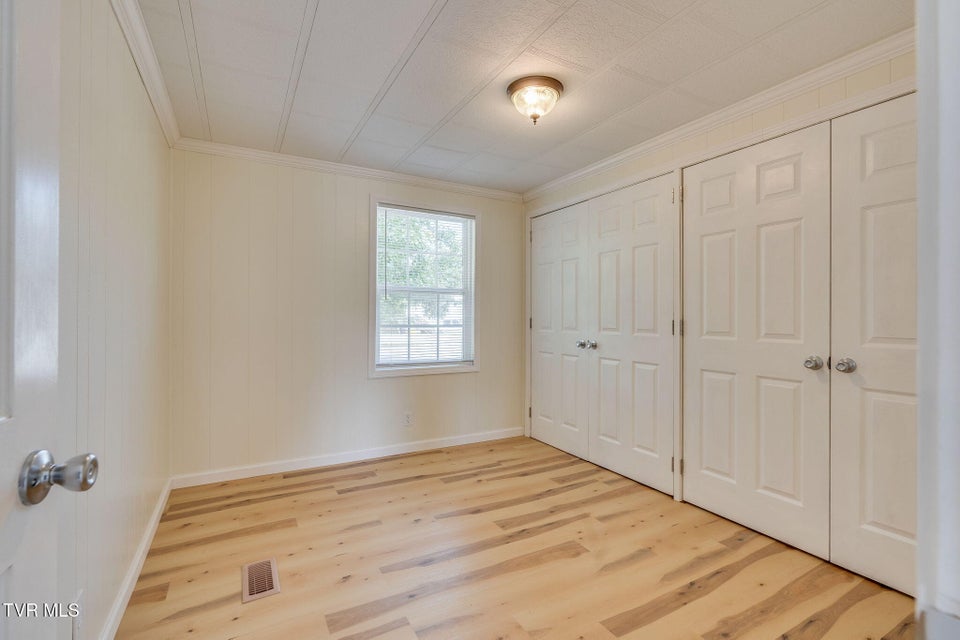 Photo #14: 115 Belmont Court