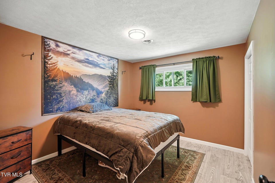 Photo #11: 351 Bell Street