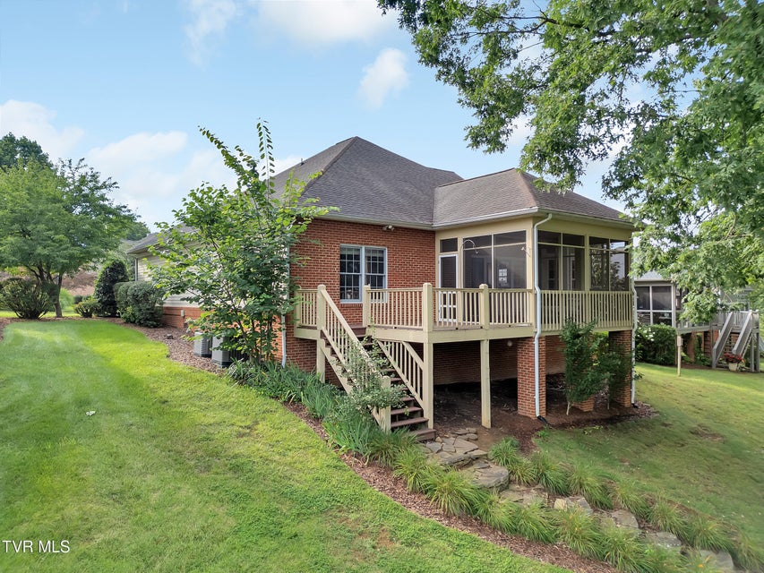 Photo #3: 1919 Waters Edge Drive