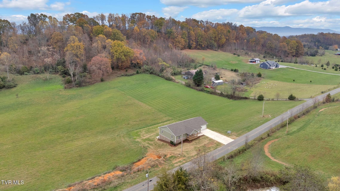 Photo #11: 130 Baskett Road