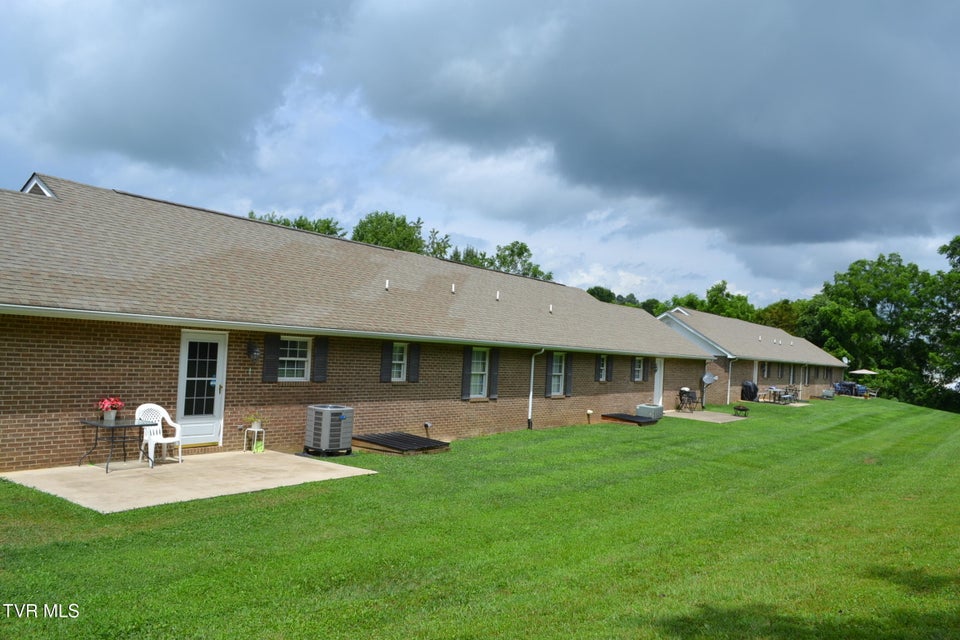 Photo #7: 623 Wyndale Rd