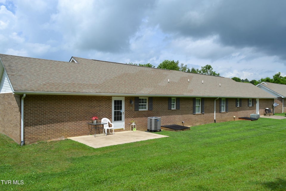 Photo #8: 623 Wyndale Rd