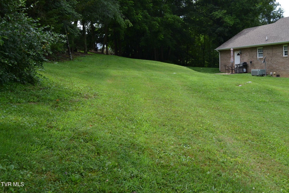 Photo #12: 623 Wyndale Rd