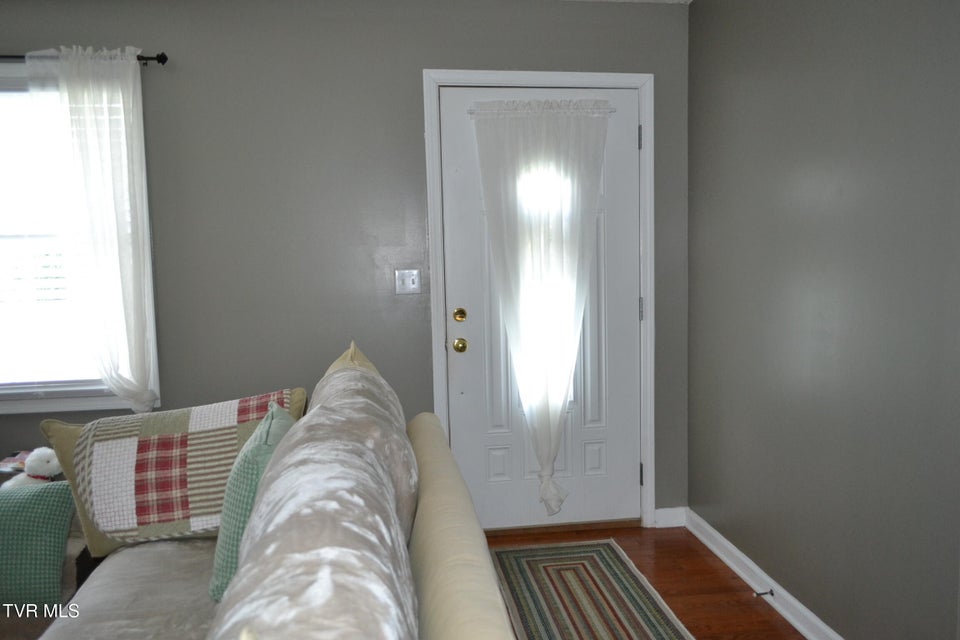 Photo #13: 623 Wyndale Rd