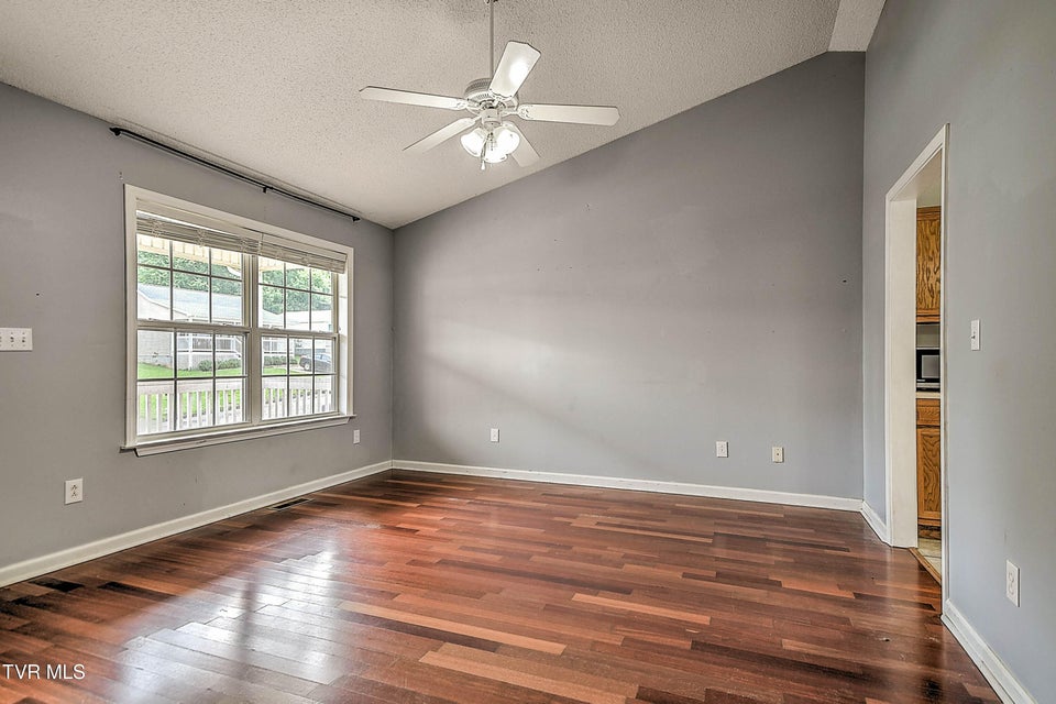 Photo #9: 104 Saint James Place