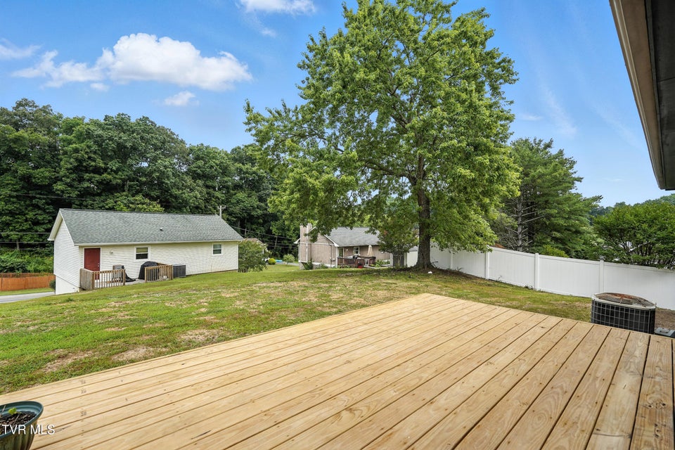 Photo #30: 1108 Sourmash Drive