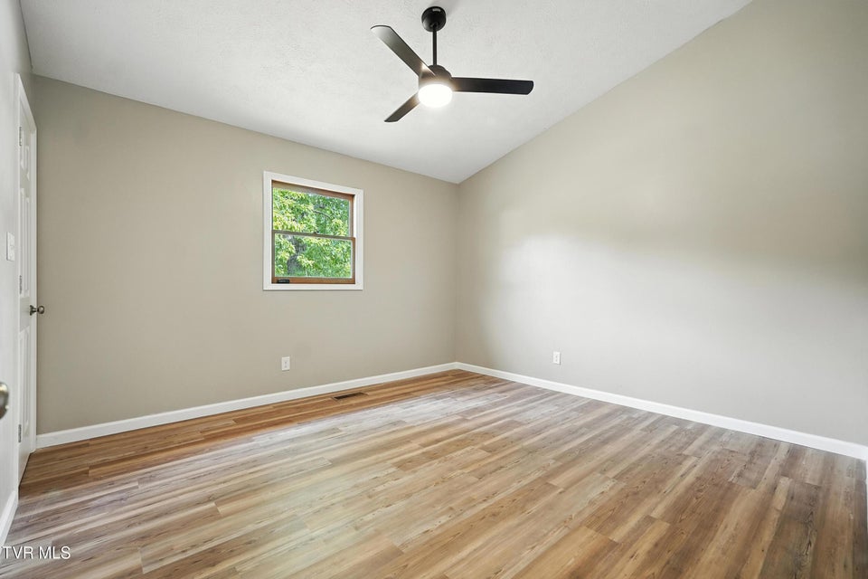Photo #13: 1108 Sourmash Drive
